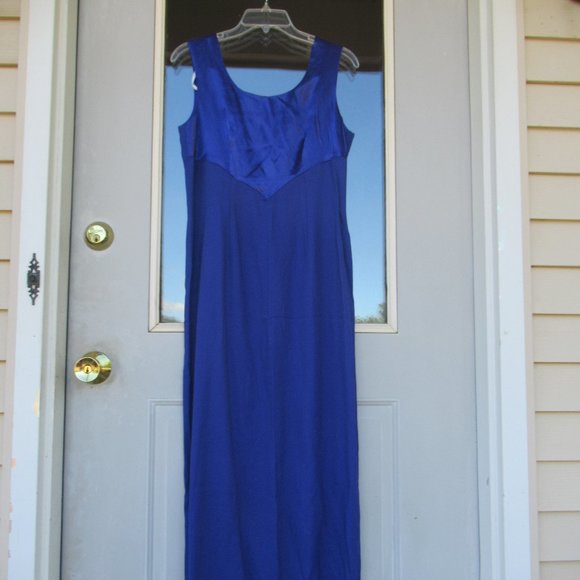 Offer$80 vintage sleeveless long dress Dress w slit in back &matching Jacket set - Picture 6 of 17